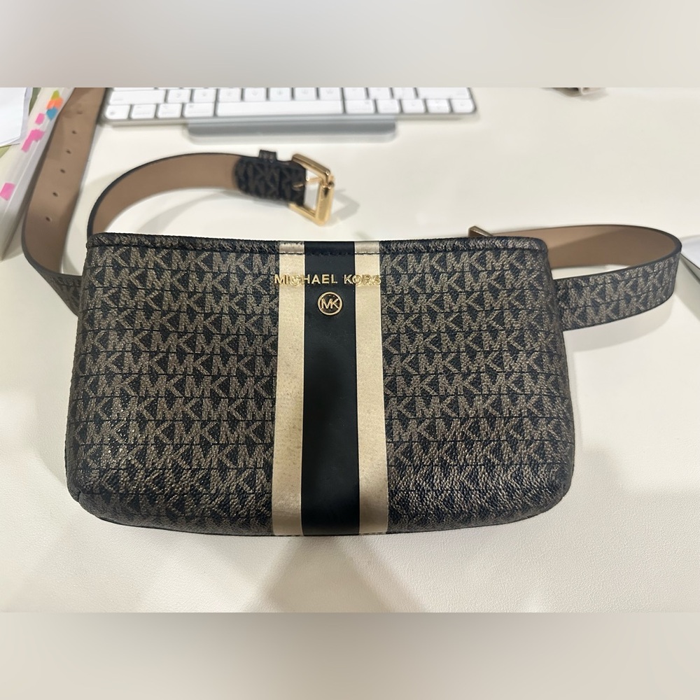 Michael Kors waist / belt bag L/XL